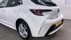Toyota Corolla 1.8 VVT-i Hybrid Icon 5dr CVT Hybrid Hatchback